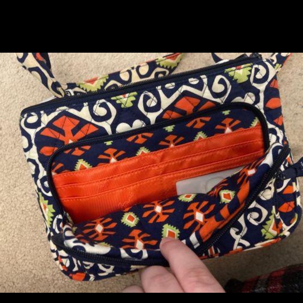 Purse - Picture 2 of 3